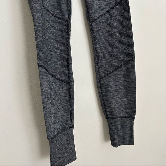 ATHLETA grey excursion legging - Picture 6 of 14